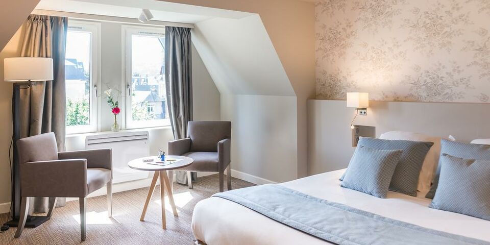Lejardin Room At Deauville Beach Resort Lejardin Room At Deauville Beach Resort