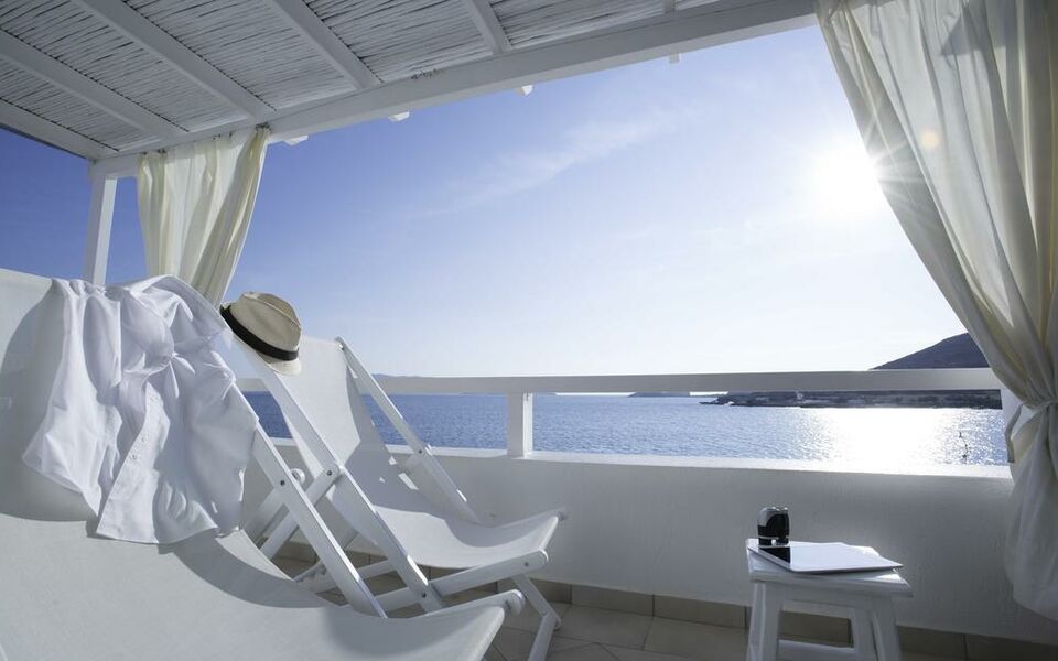 Captain Zeppos, a Design Boutique Hotel Milos, Greece