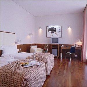 Arts VIP Executive Hotel LISBON