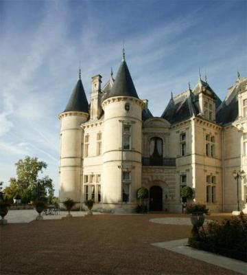 Chateau de Mirambeau MIRAMBEAU