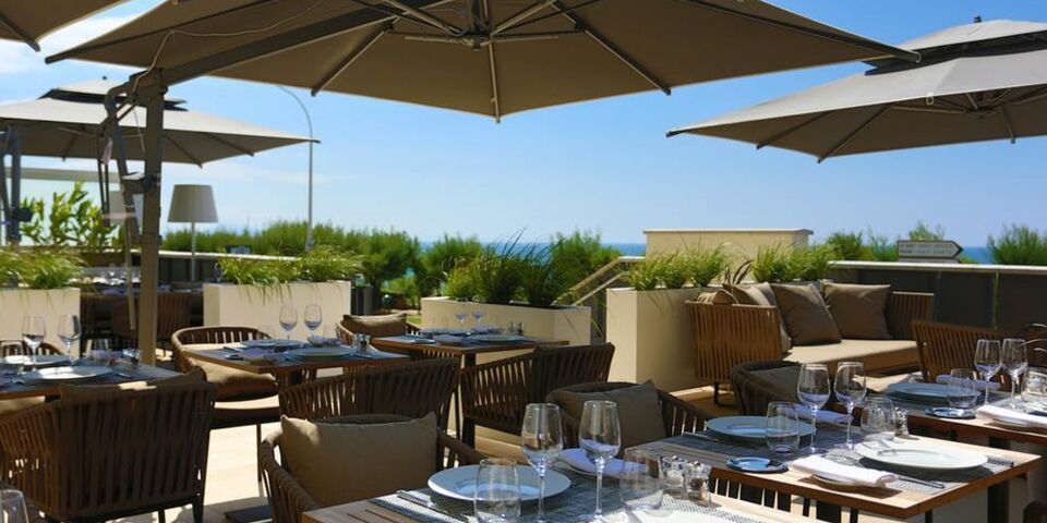 Le Regina Biarritz Hotel Spa By Mgallery Collection Le Regina Biarritz Hotel Spa By Mgallery Collection
