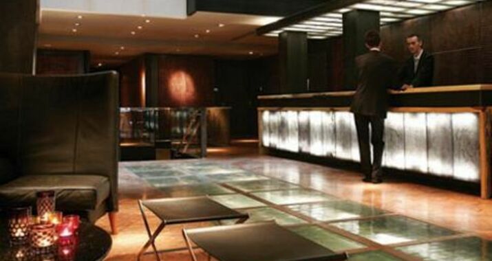 Show Room Barcelona Enrique Granados Show Room Barcelona Enrique Granados
