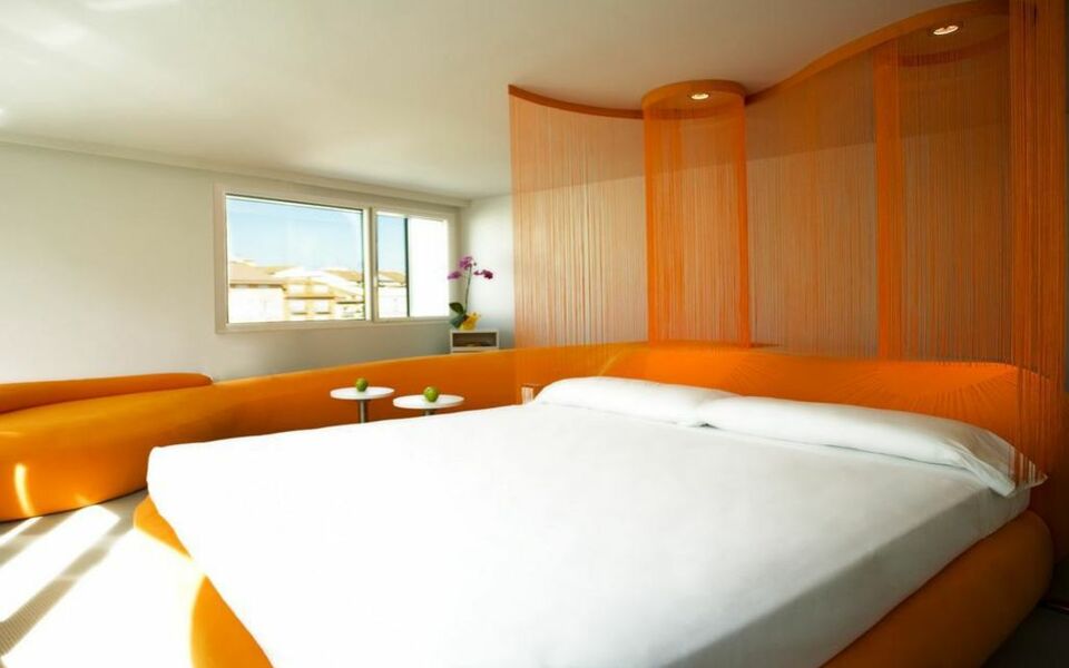 Hotel Room Mate Gran Via Madrid Hotel Room Mate Gran Via Madrid