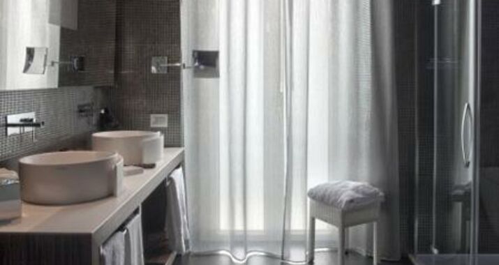 Berg Luxury Hotel A Rome Berg Luxury Hotel A Rome