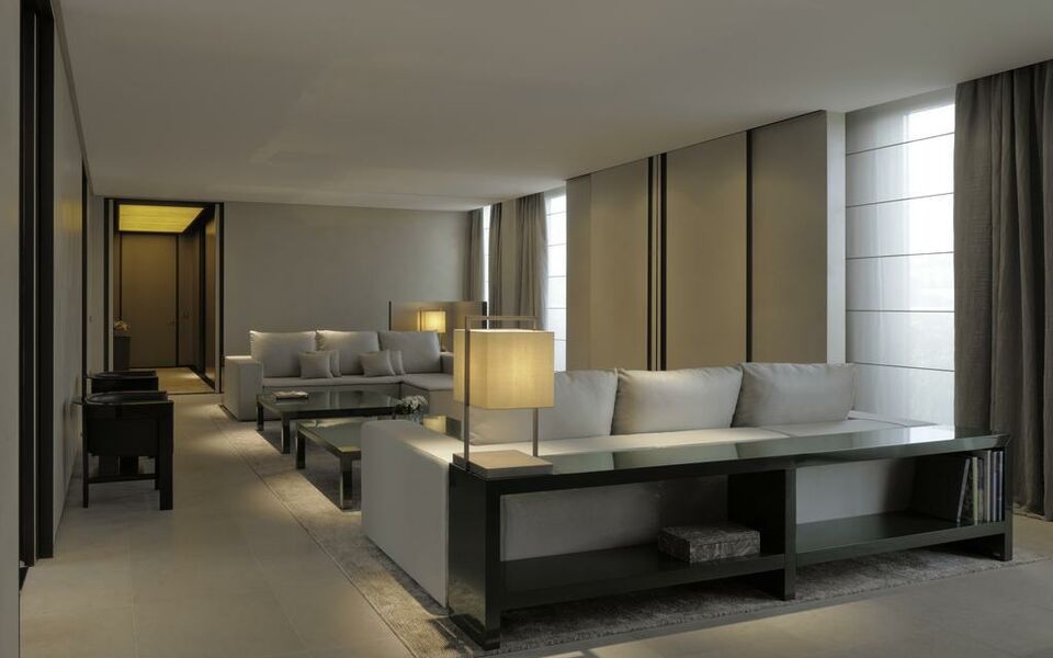 Armani Hotel Milano, a Design Boutique Hotel Milan, Italy