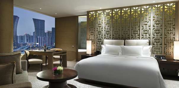 Shanghai Boutique Hotels Luxury Design Banyan Tree Shanghai On The Bund