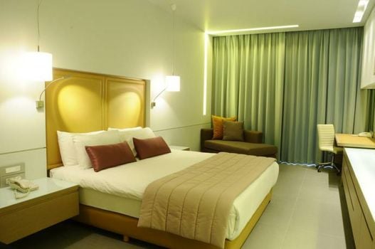Saifi Suites