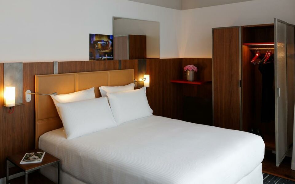 Hotel Boutet Rue Faidherbe Paris Hotel Boutet Rue Faidherbe Paris