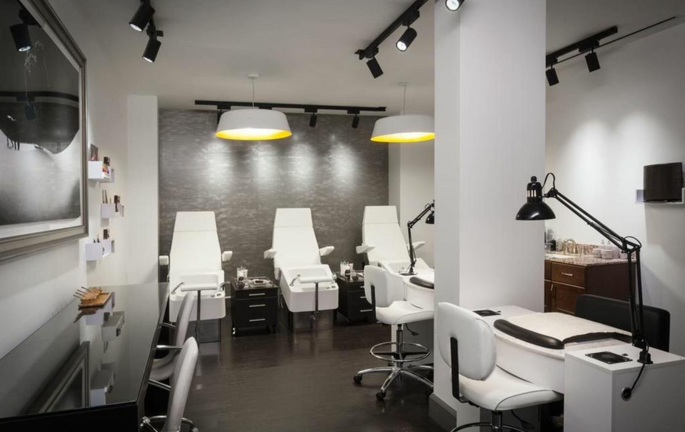 The Logan Philadelphia, Curio Collection by Hilton