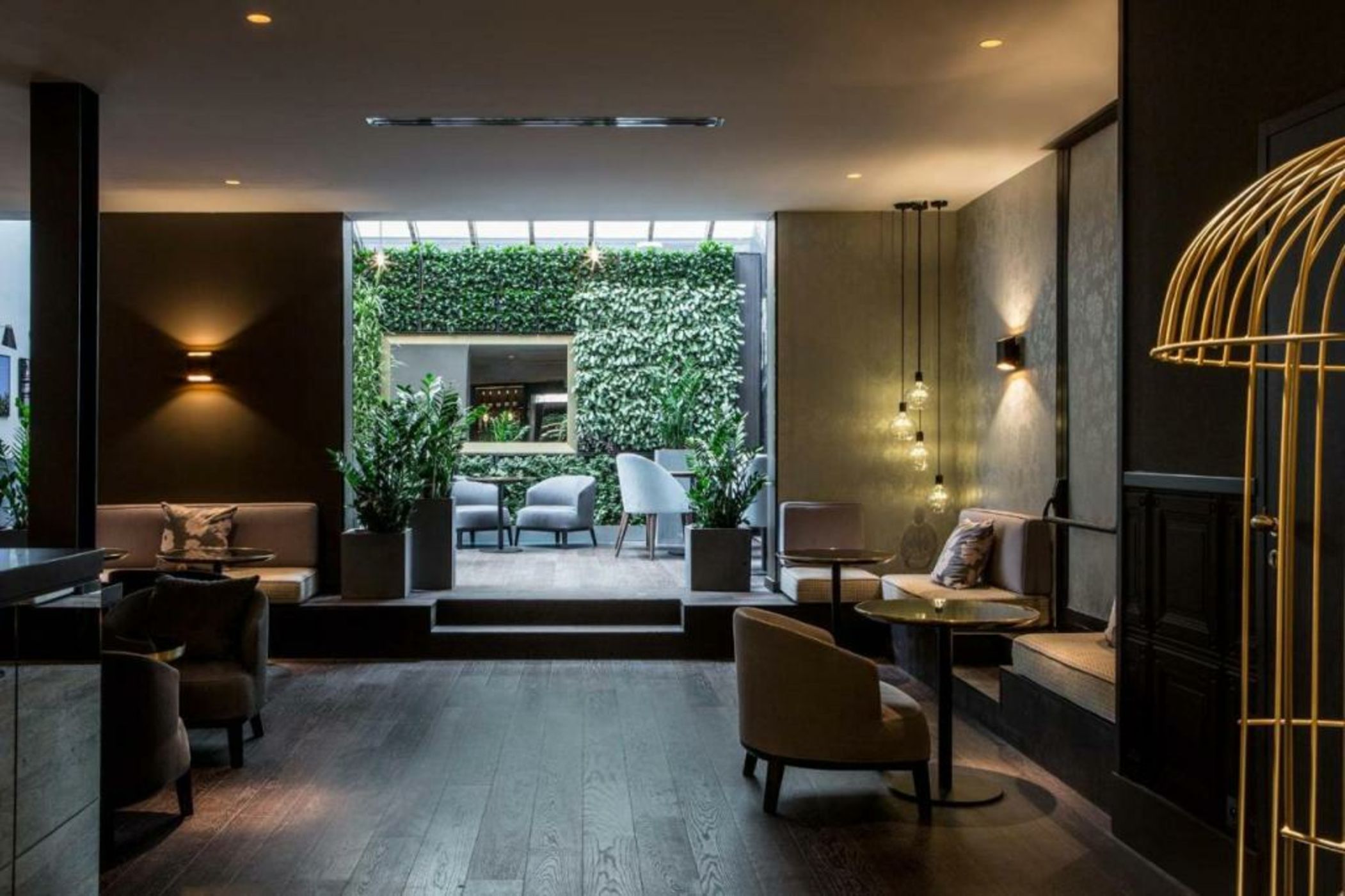 Le Parisis - Paris Tour Eiffel