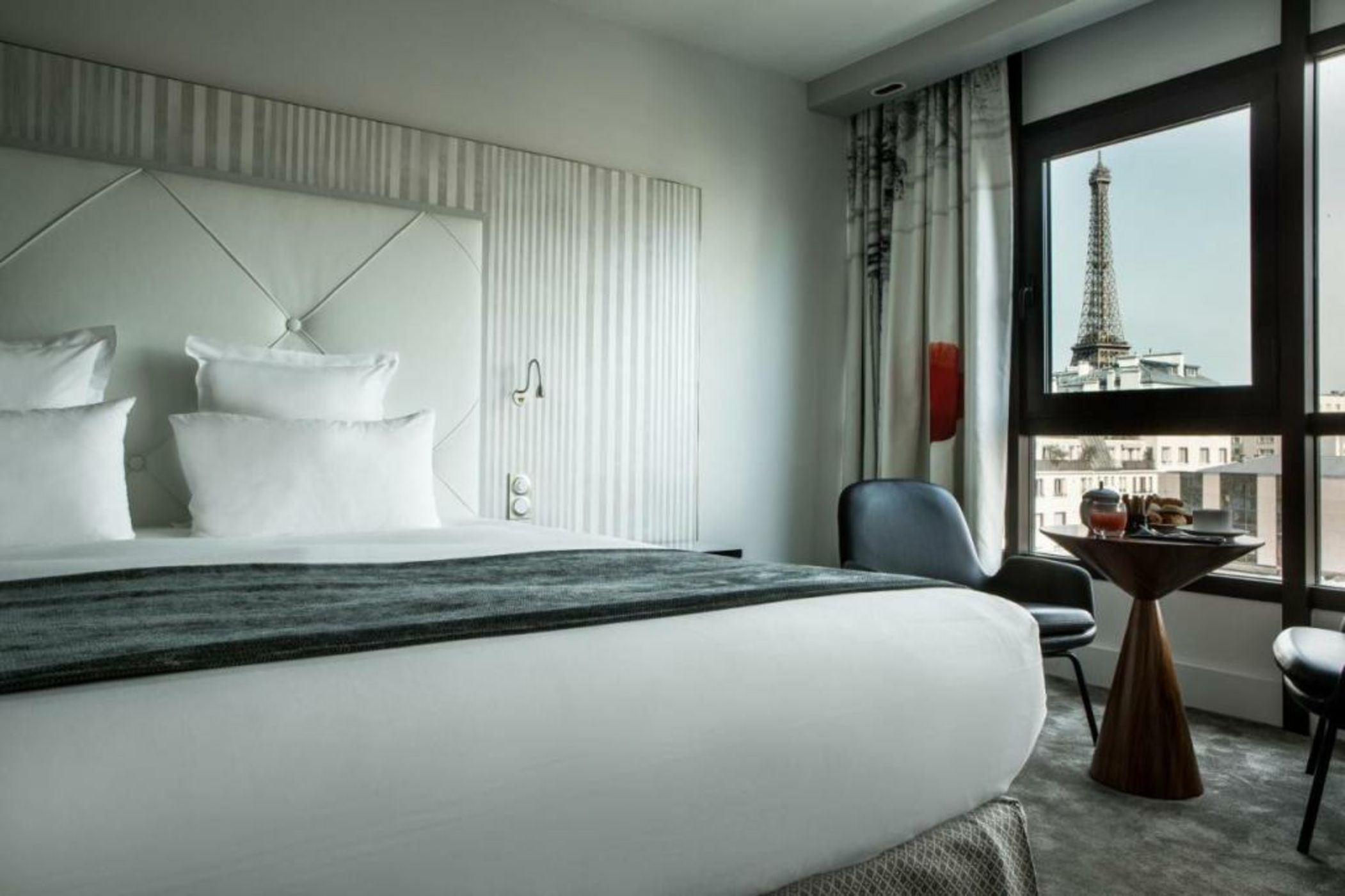 Le Parisis - Paris Tour Eiffel