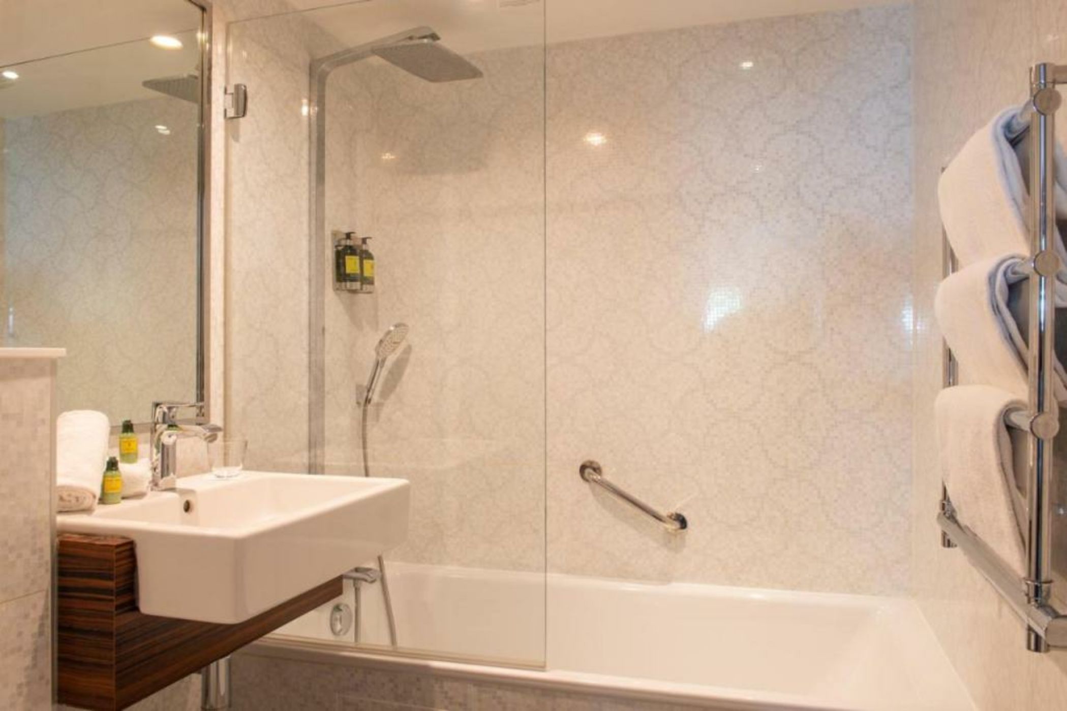 Le Parisis - Paris Tour Eiffel