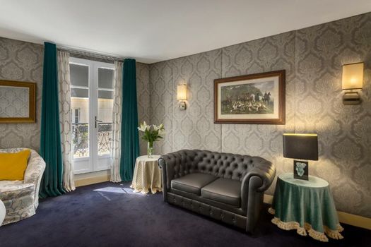 Chalgrin Boutique Hotel