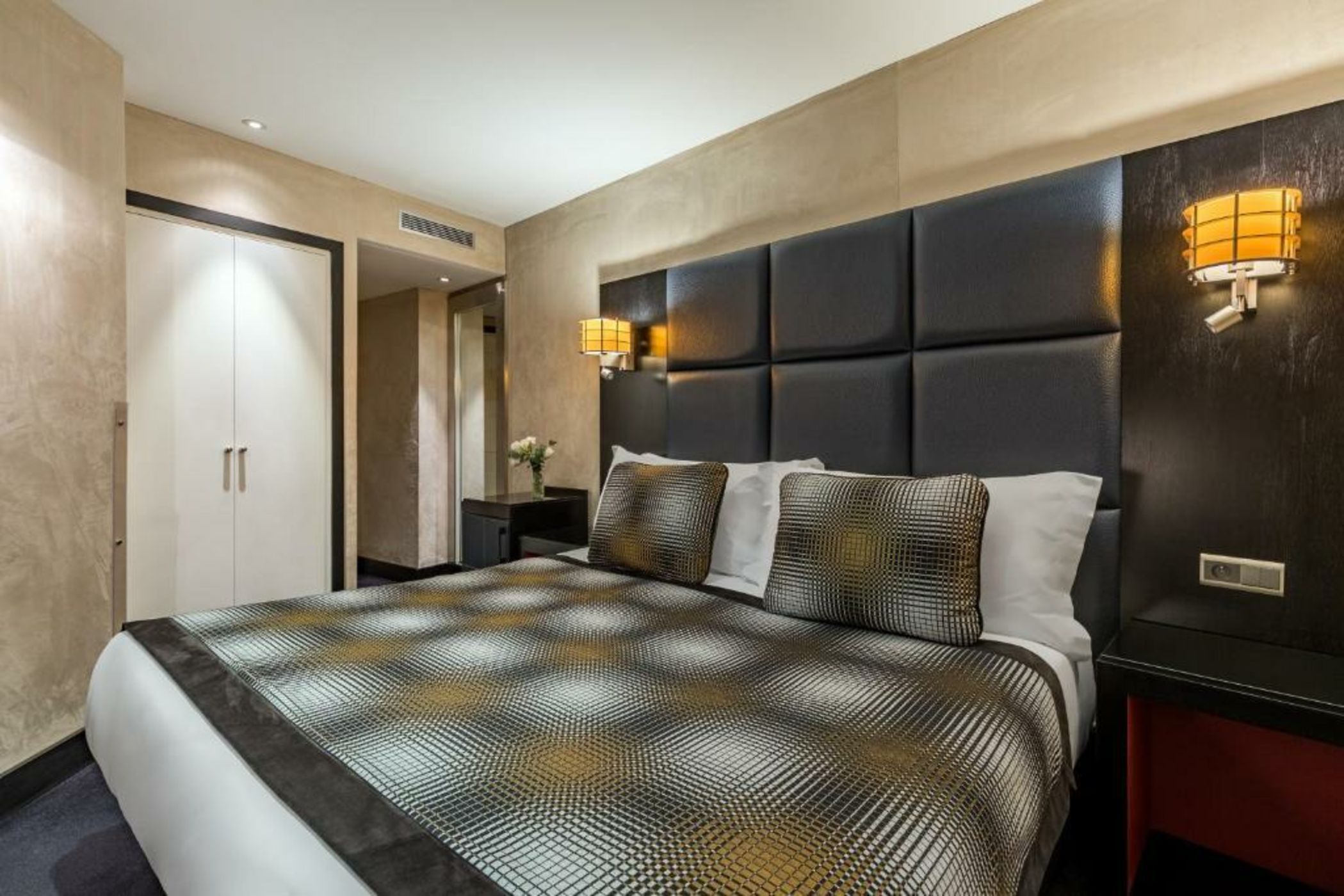 Chalgrin Boutique Hotel