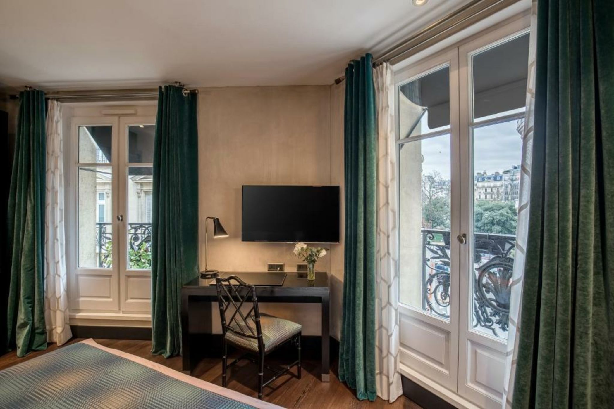 Chalgrin Boutique Hotel