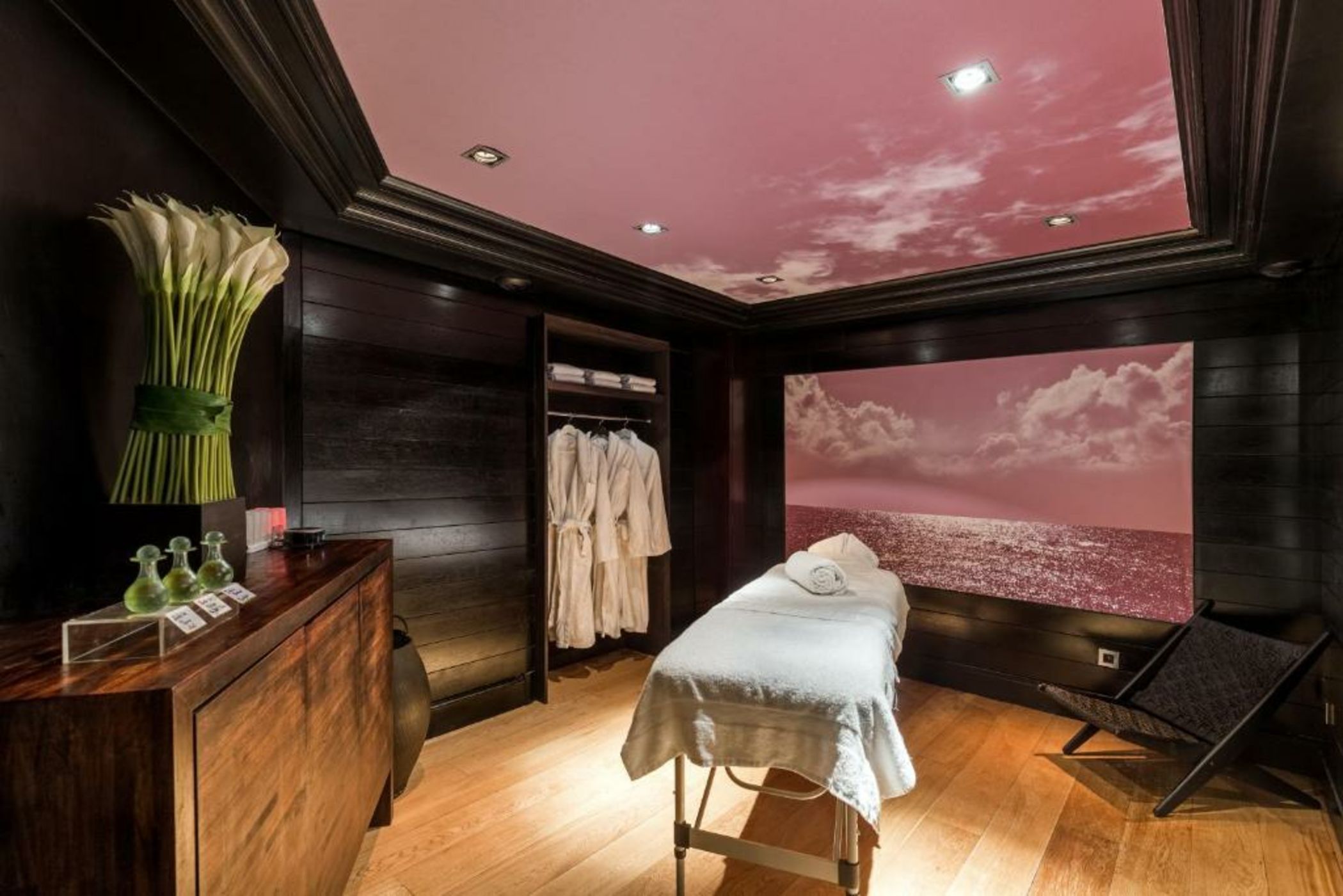 Chalgrin Boutique Hotel