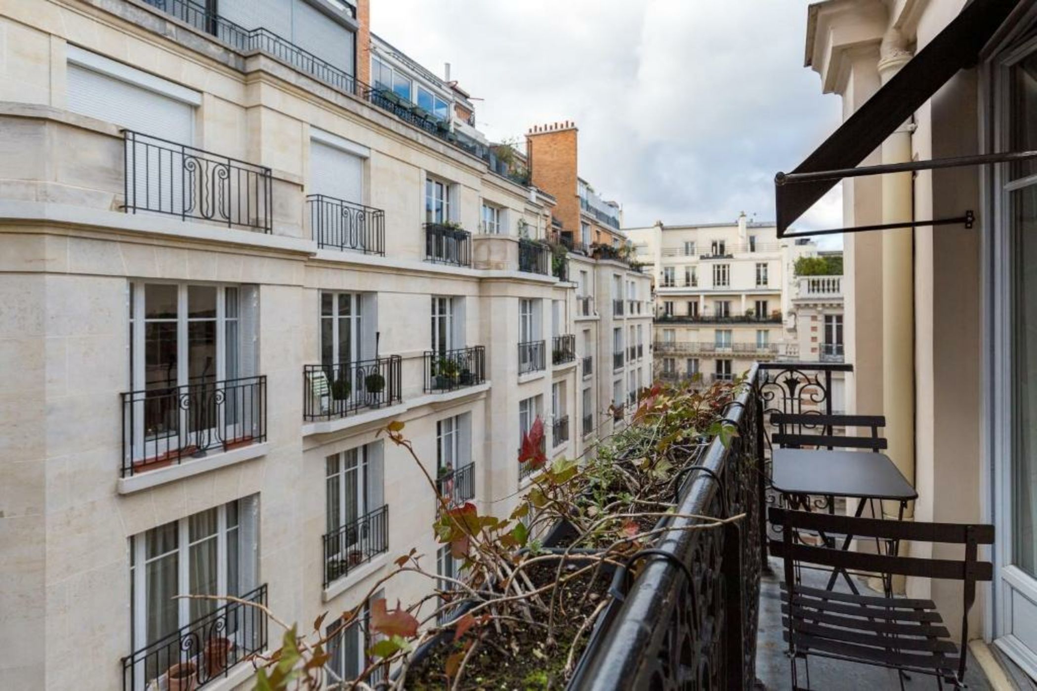 Chalgrin Boutique Hotel