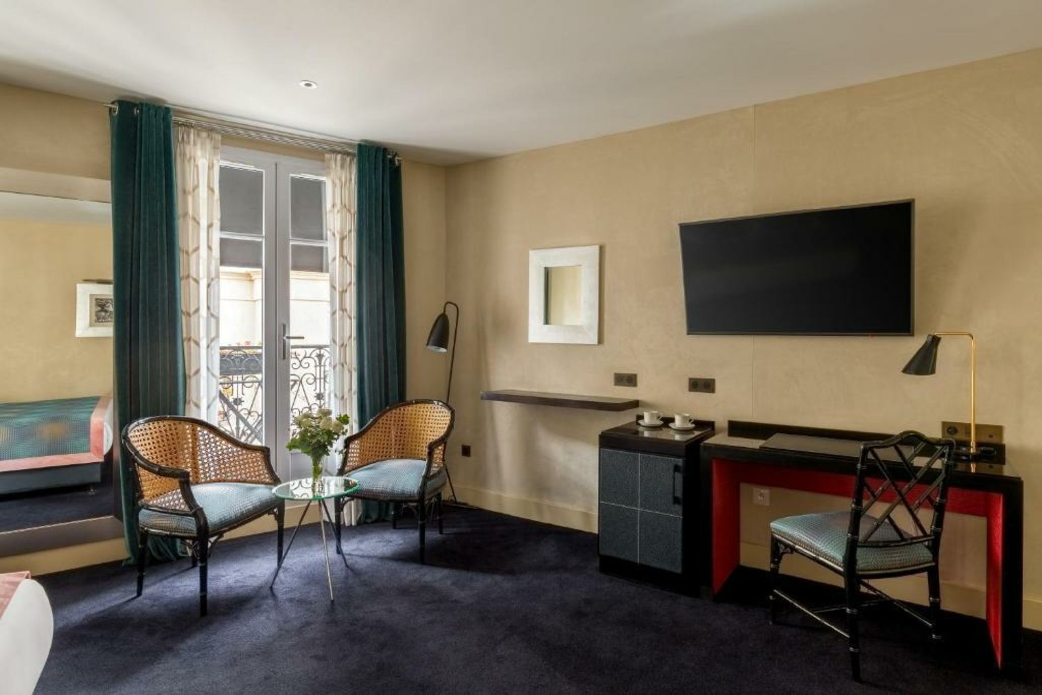 Chalgrin Boutique Hotel