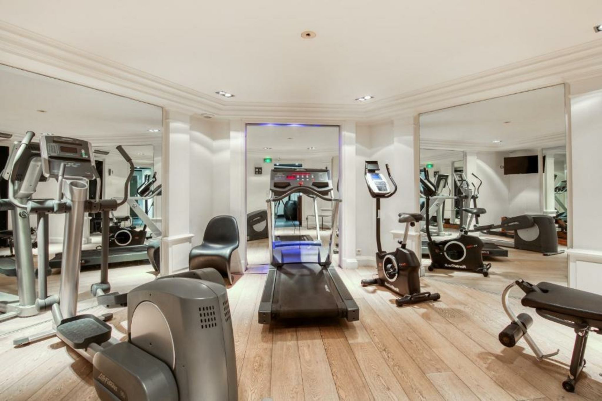 Chalgrin Boutique Hotel