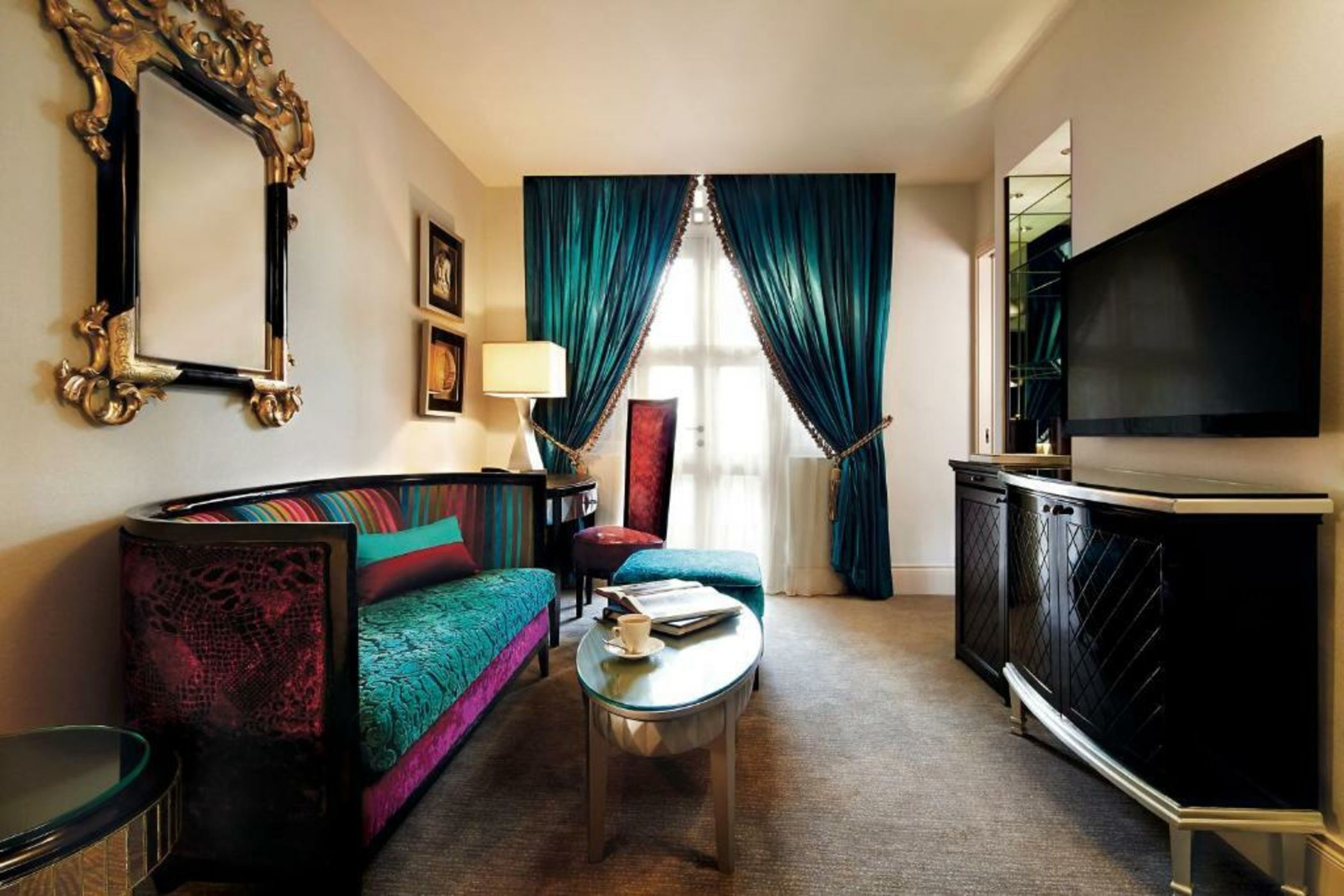 The Scarlet Singapore