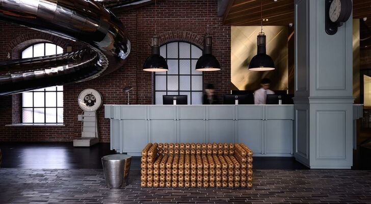 Reddot Hotel