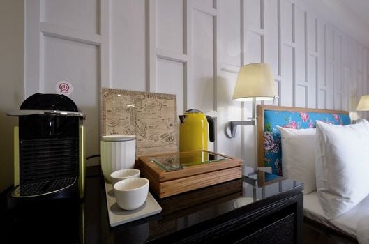 Reddot Hotel