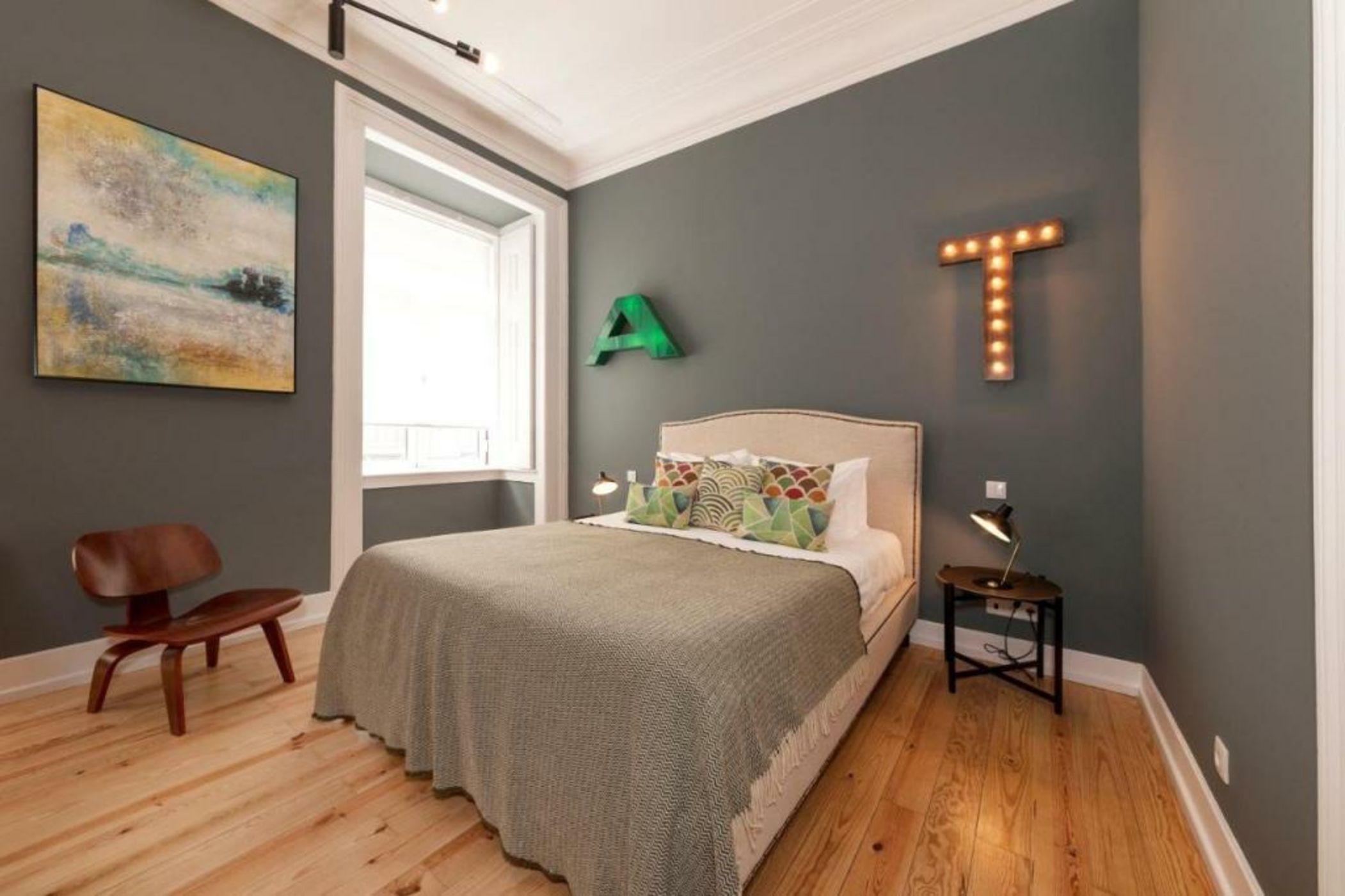 Lisbon Cheese & Wine Suites