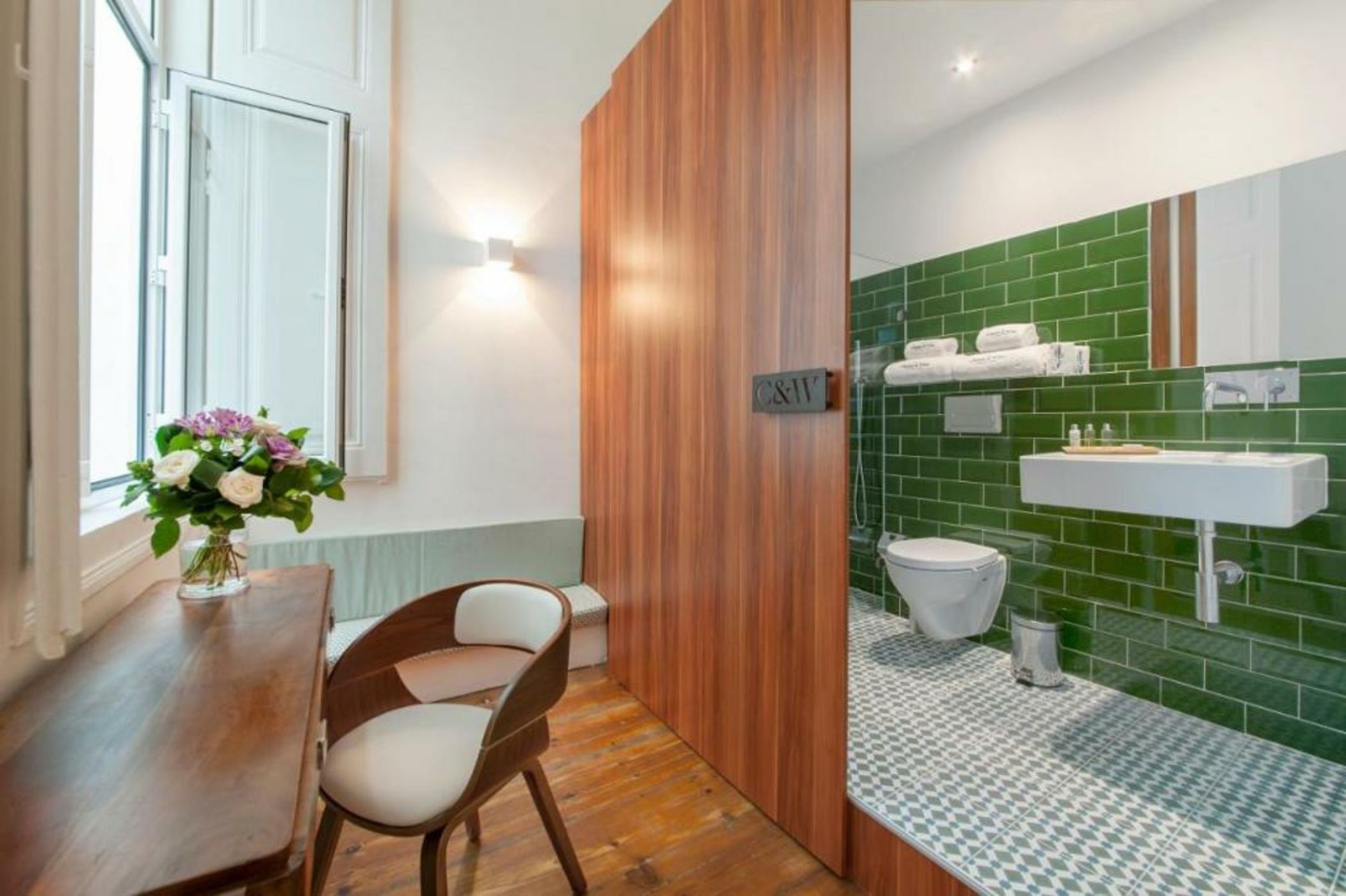 Lisbon Cheese & Wine Suites