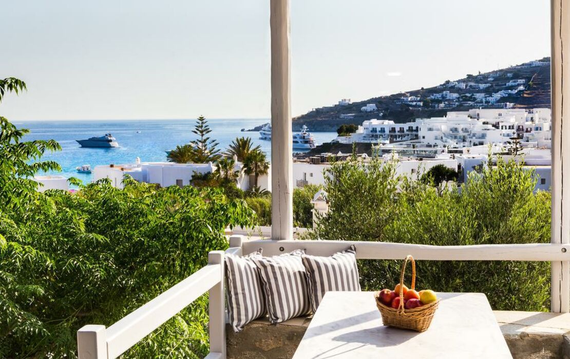Bay Bees Sea View Suites & Homes, a Design Boutique Hotel Platis Gialos