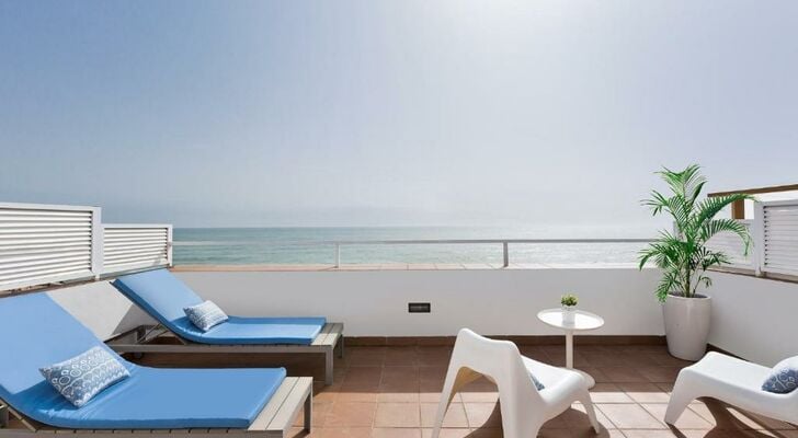 Sitges Group Beach Dreams