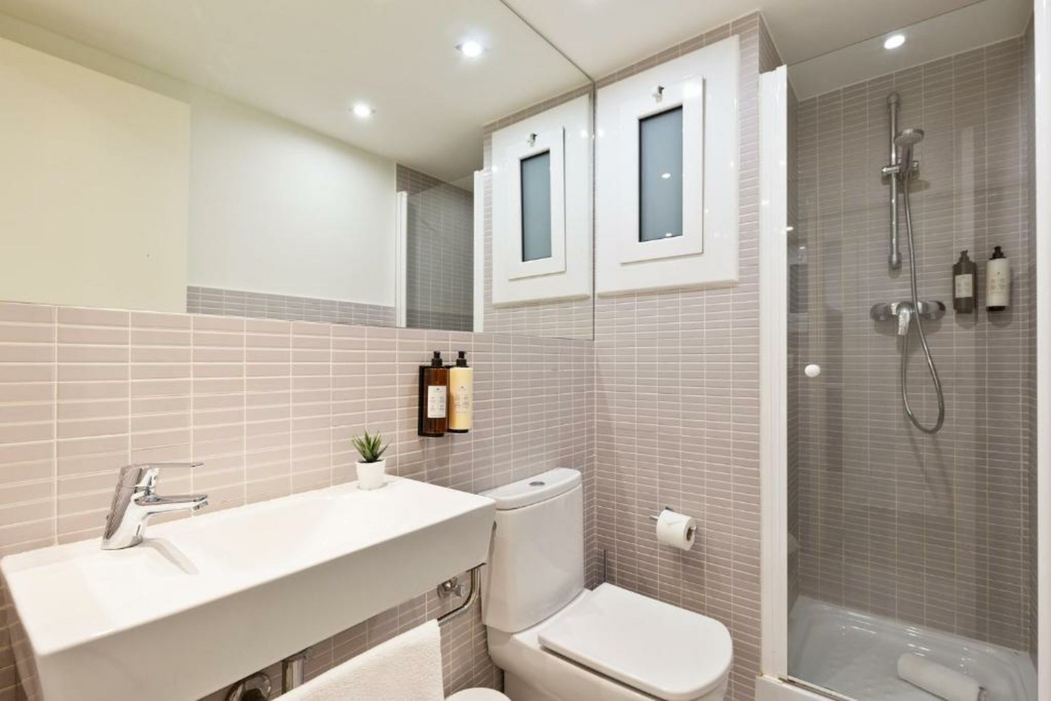 Sitges Group Beach Dreams