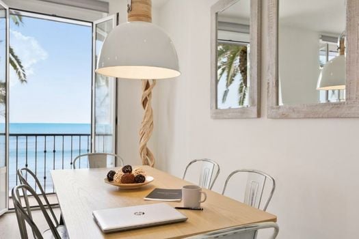 Sitges Group Beach Dreams