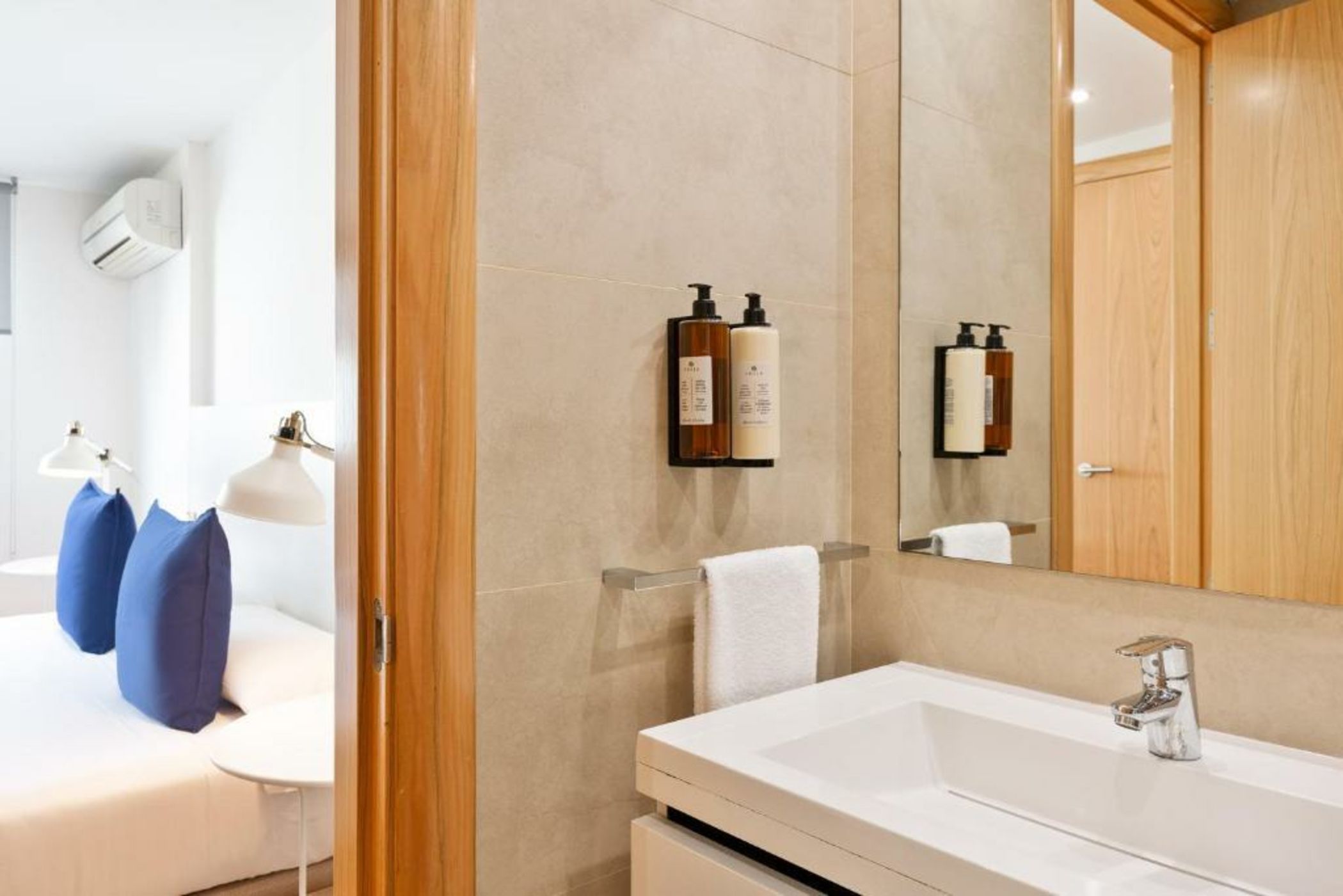 Sitges Group Beach Dreams