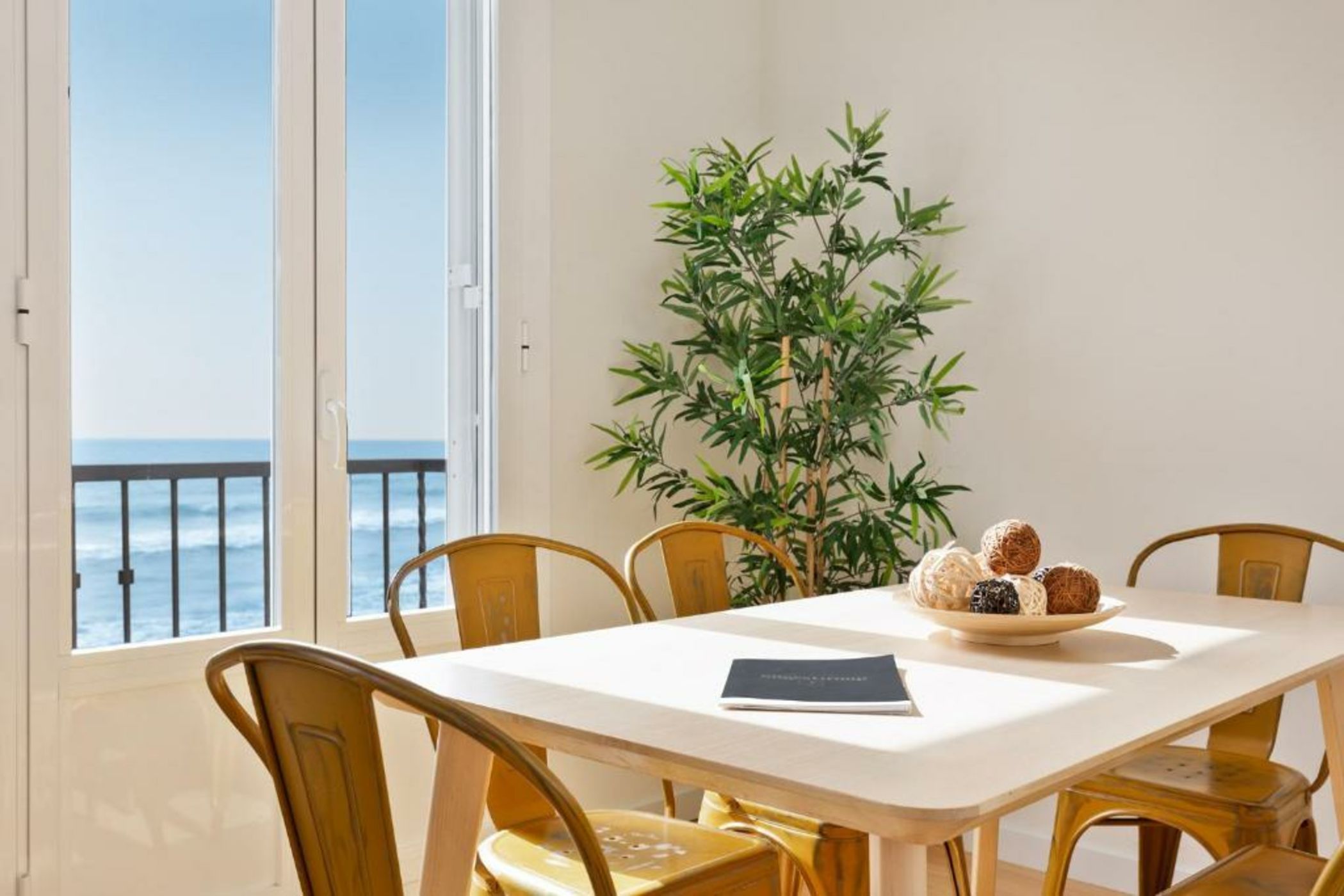 Sitges Group Beach Dreams