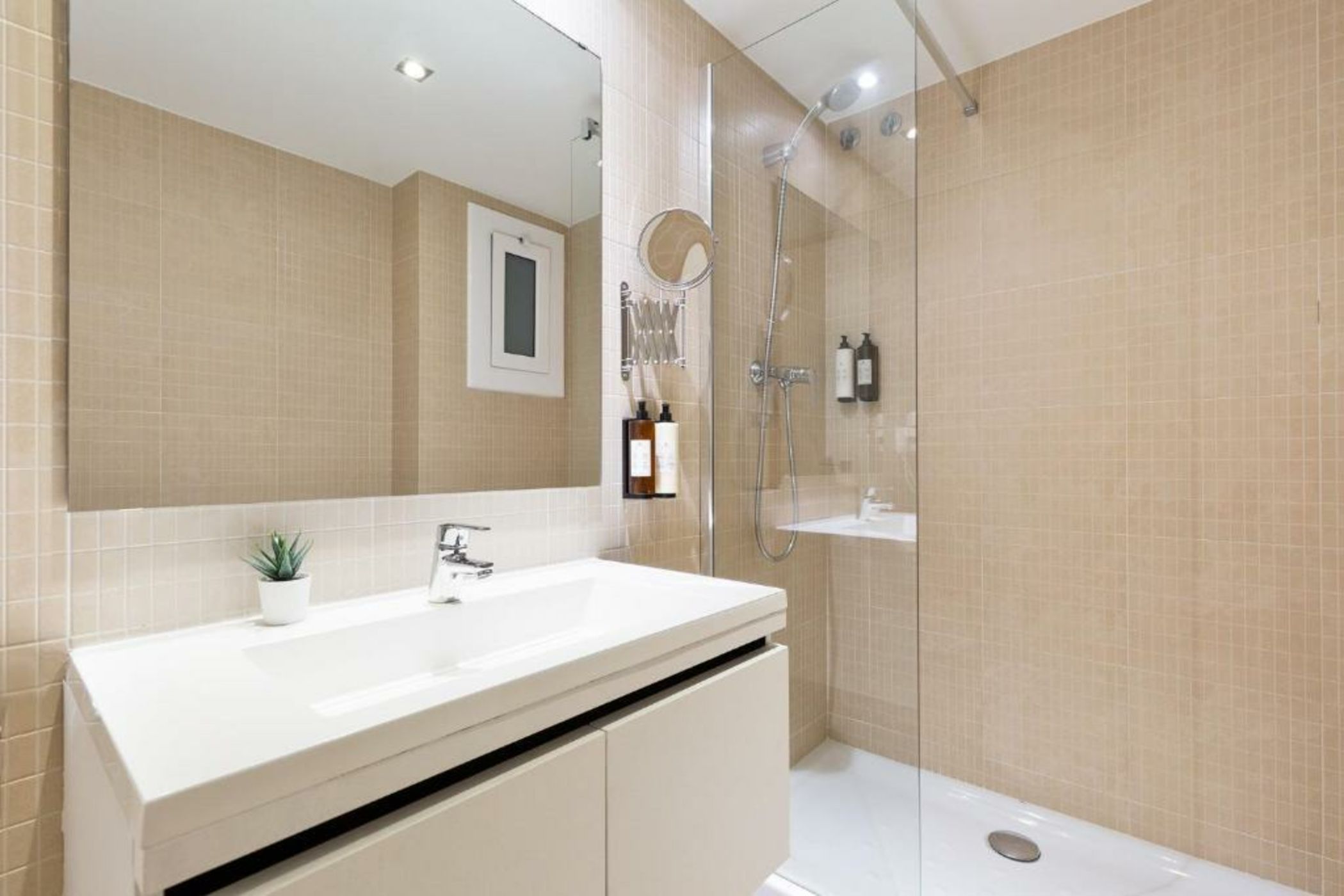 Sitges Group Beach Dreams