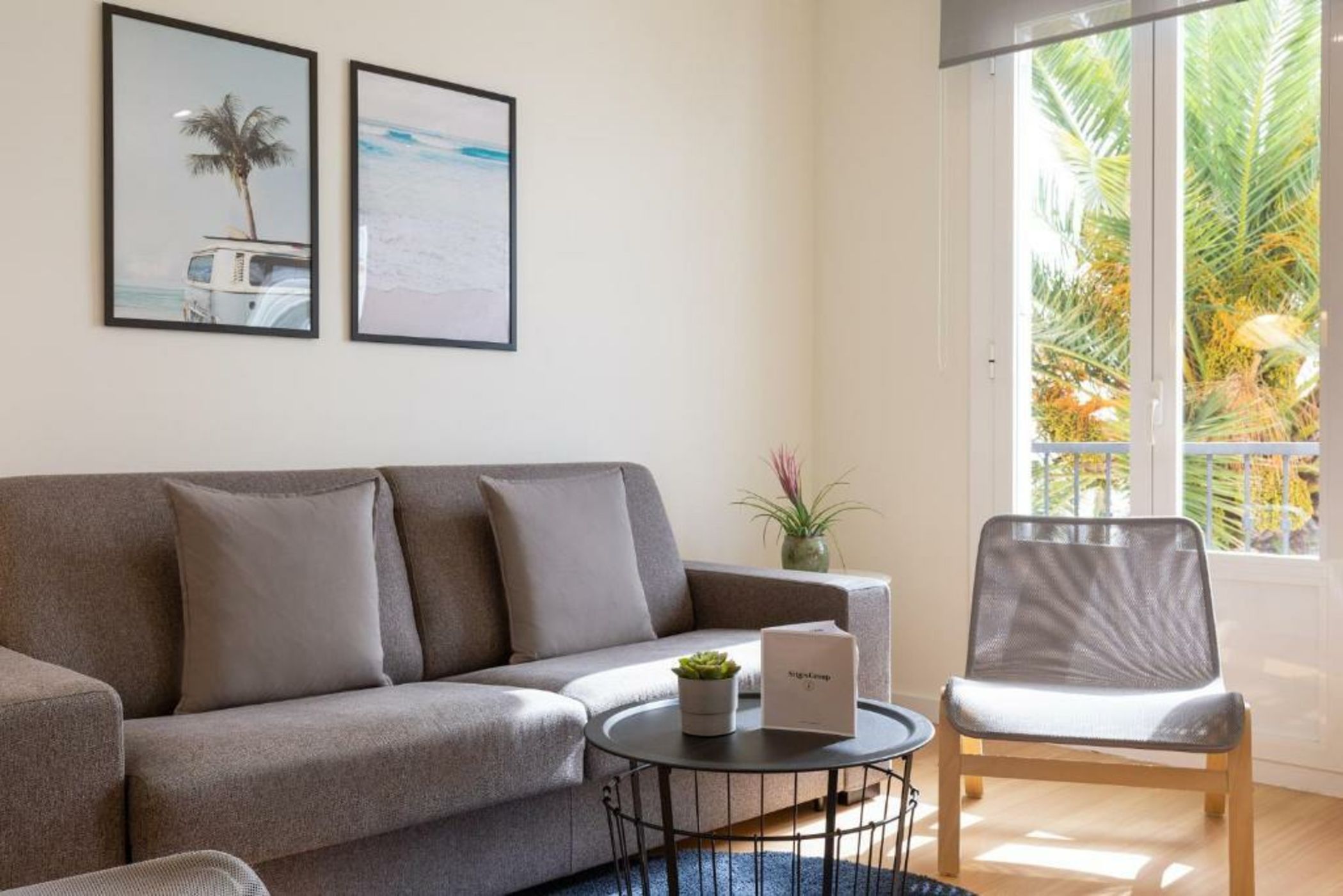 Sitges Group Beach Dreams