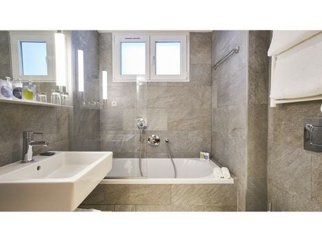 9Hotel Republique