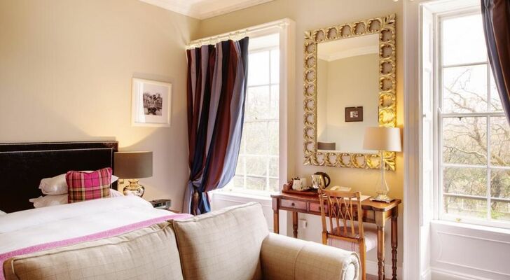 Cliff Townhouse