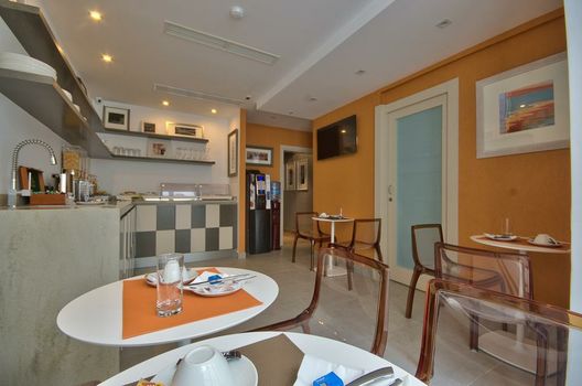 Jules Suites