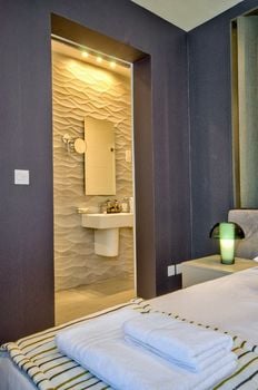 Jules Suites