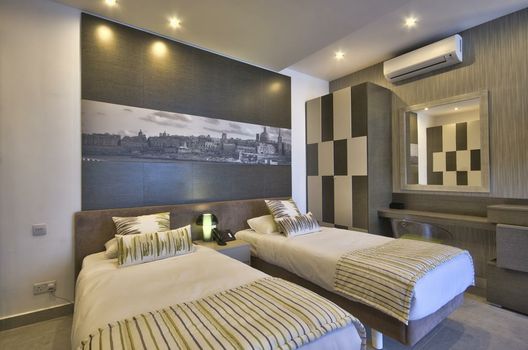Jules Suites