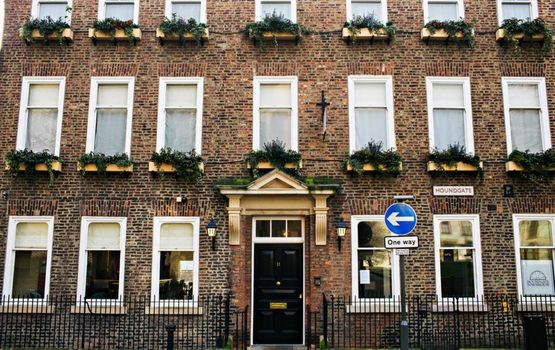 Houndgate Townhouse