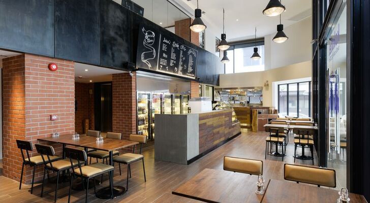 Kokotel Bangkok Surawong