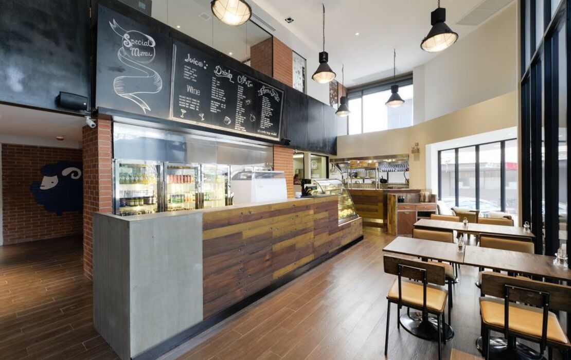 Kokotel Bangkok Surawong
