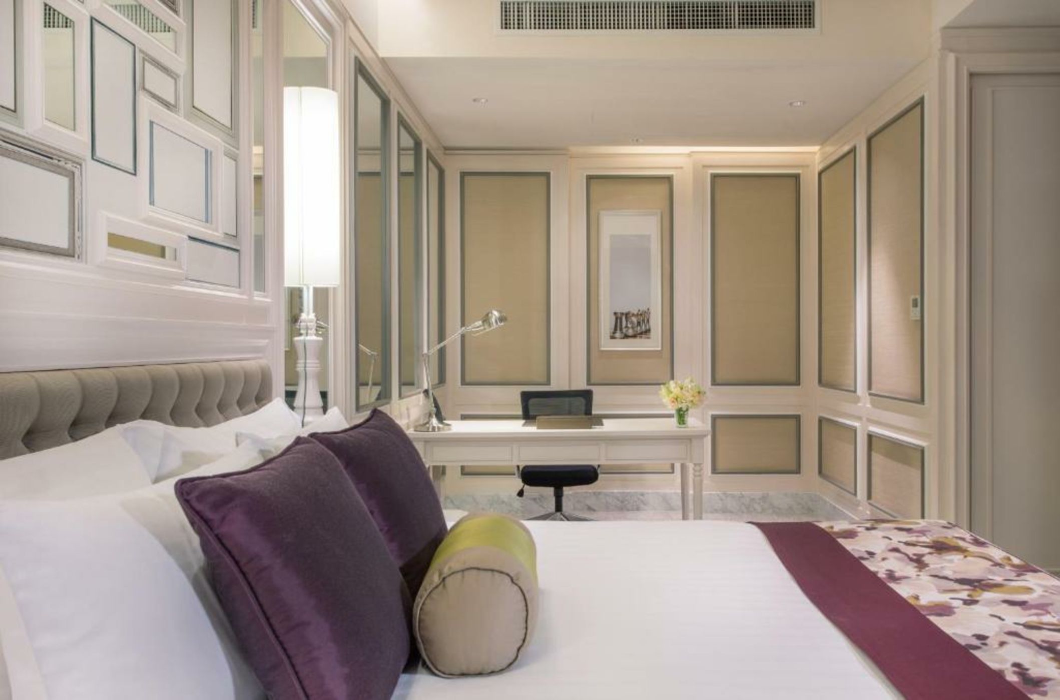 U Sathorn Bangkok - SHA Extra Plus