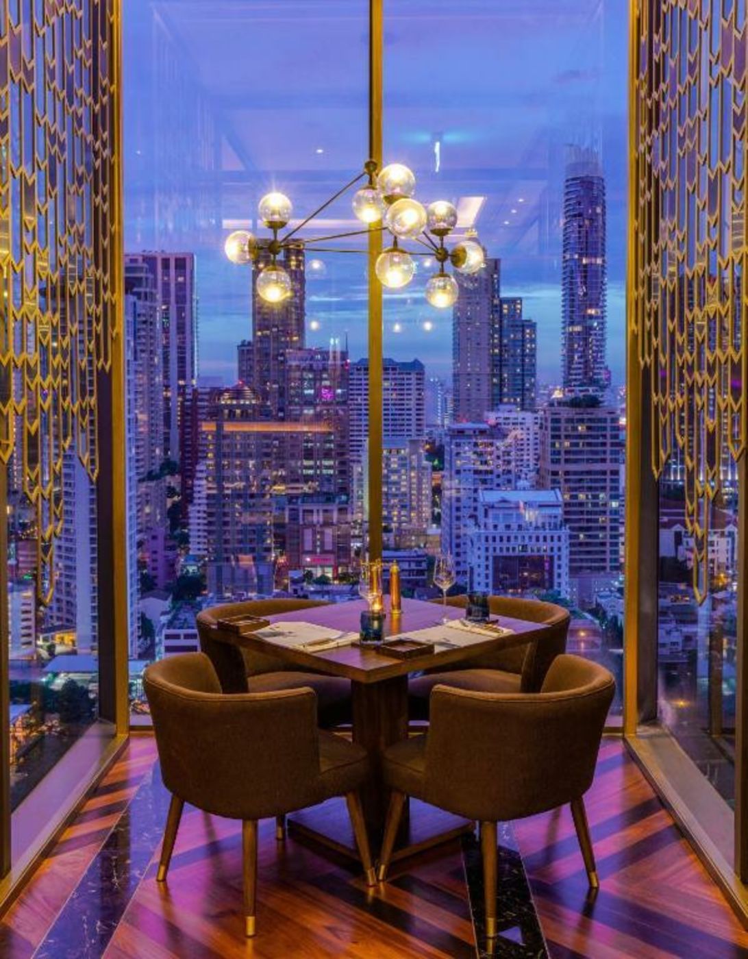 Hotel Indigo Bangkok Wireless Road, an IHG Hotel