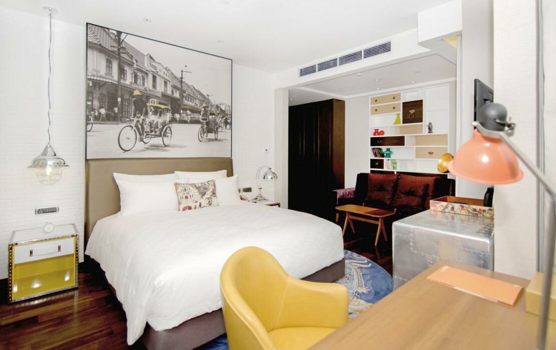 Hotel Indigo Bangkok Wireless Road, an IHG Hotel