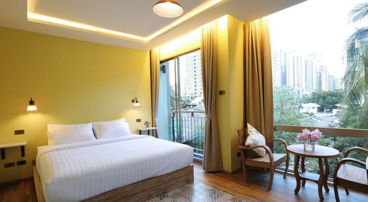 Tints of Blue Hotel