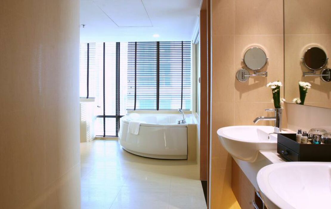 Sivatel Bangkok Hotel