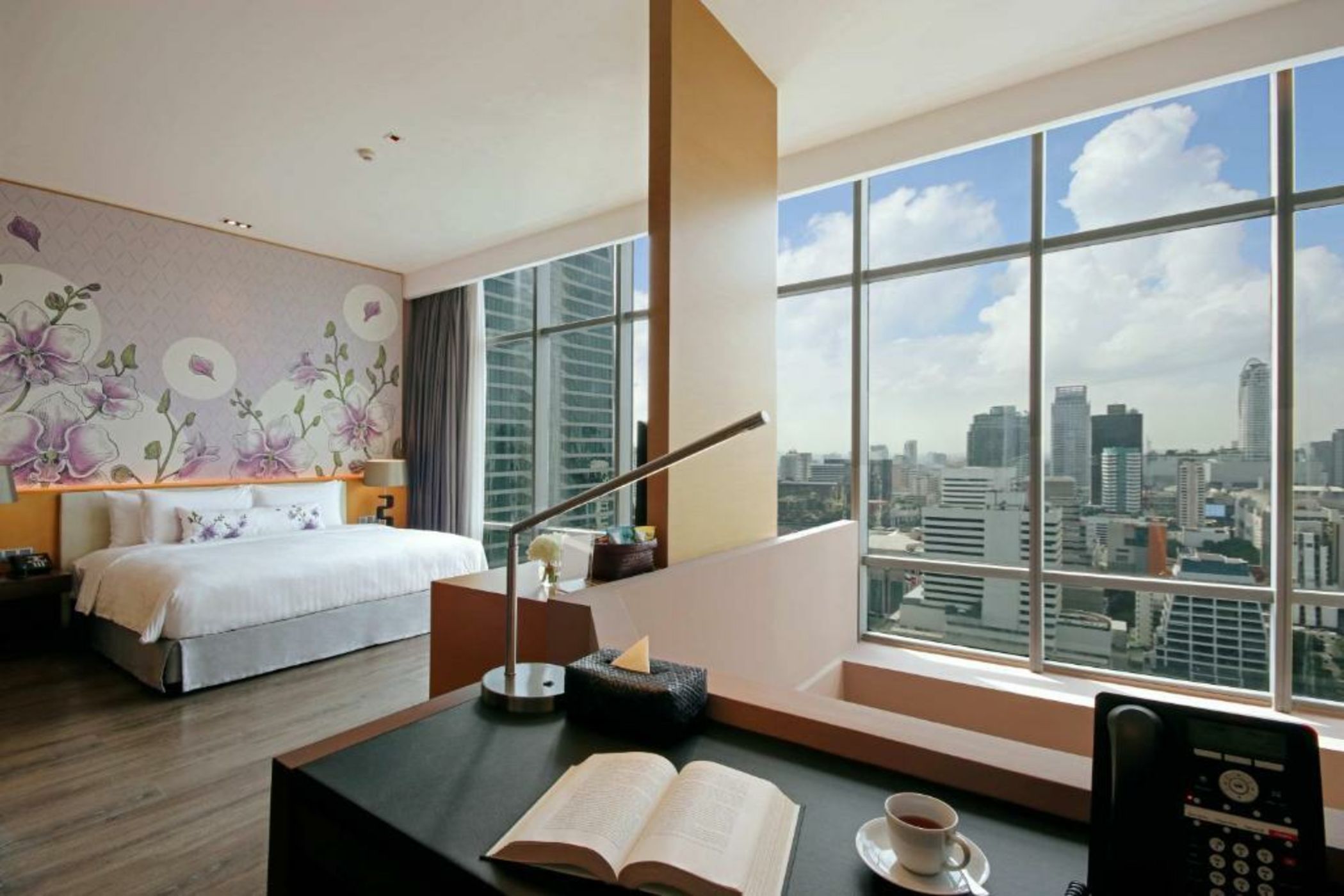 Sivatel Bangkok Hotel
